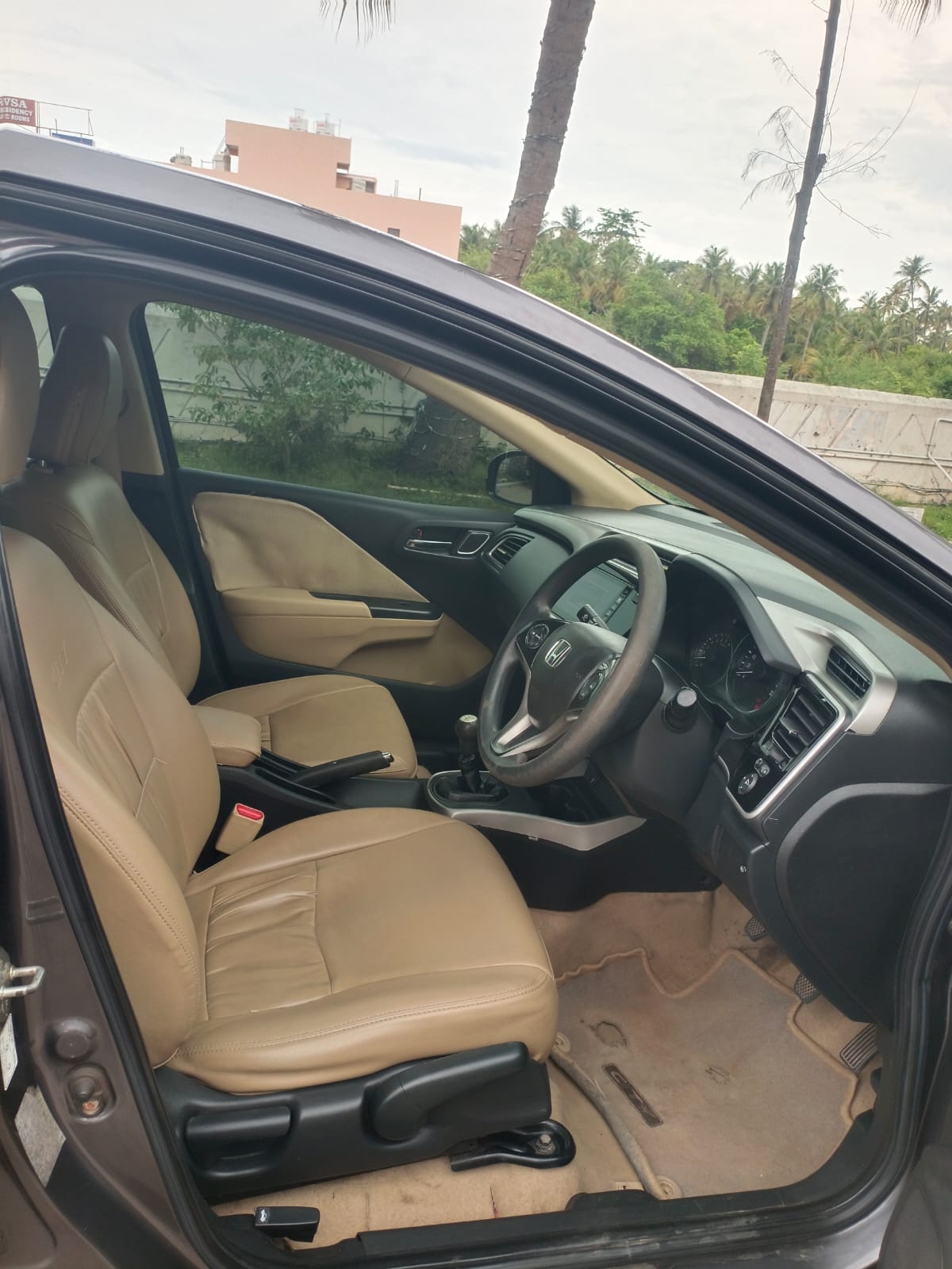 Honda City(2017-2020) V Petrol